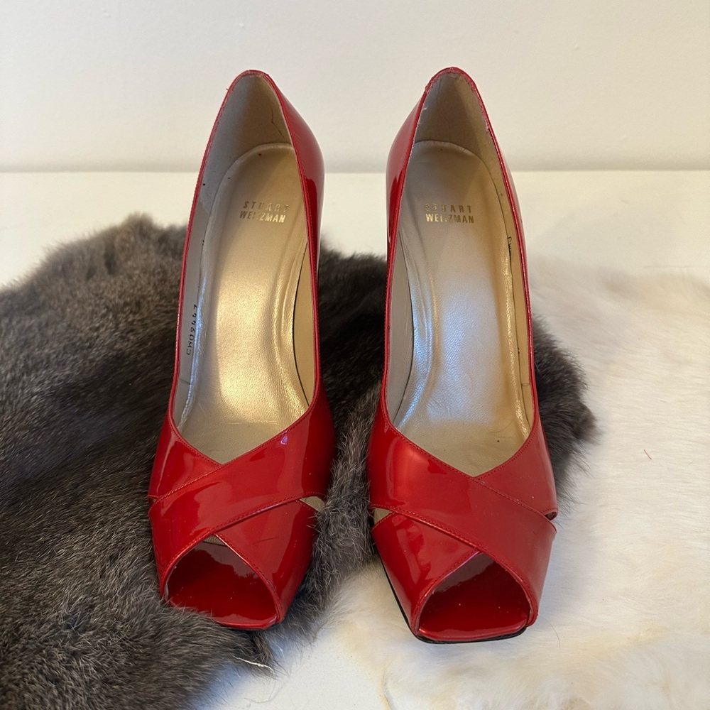 STUART WEITZMAN CHERRY RED HEELS, SIZE: 10 M - Picture 3 of 14